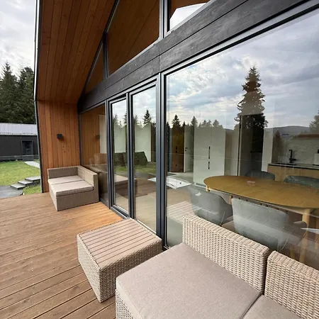 Semesterbostad Hill House *