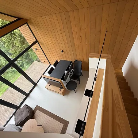 Hill House Semesterbostad Skhidnytsia